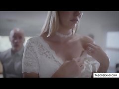 Boss seduce her in the office